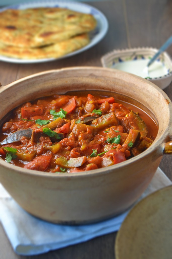 Aubergine &amp; Red Pepper Vegetarian Curry - Recipe