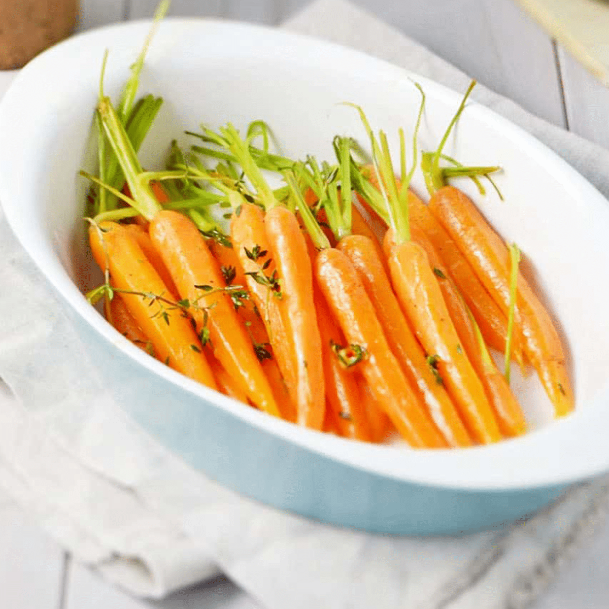 vegan-buttery-orange-glazed-carrots-wallflower-kitchen