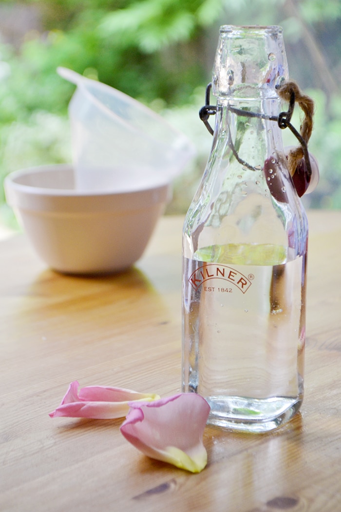 Homemade rose water: A quick and easy method
