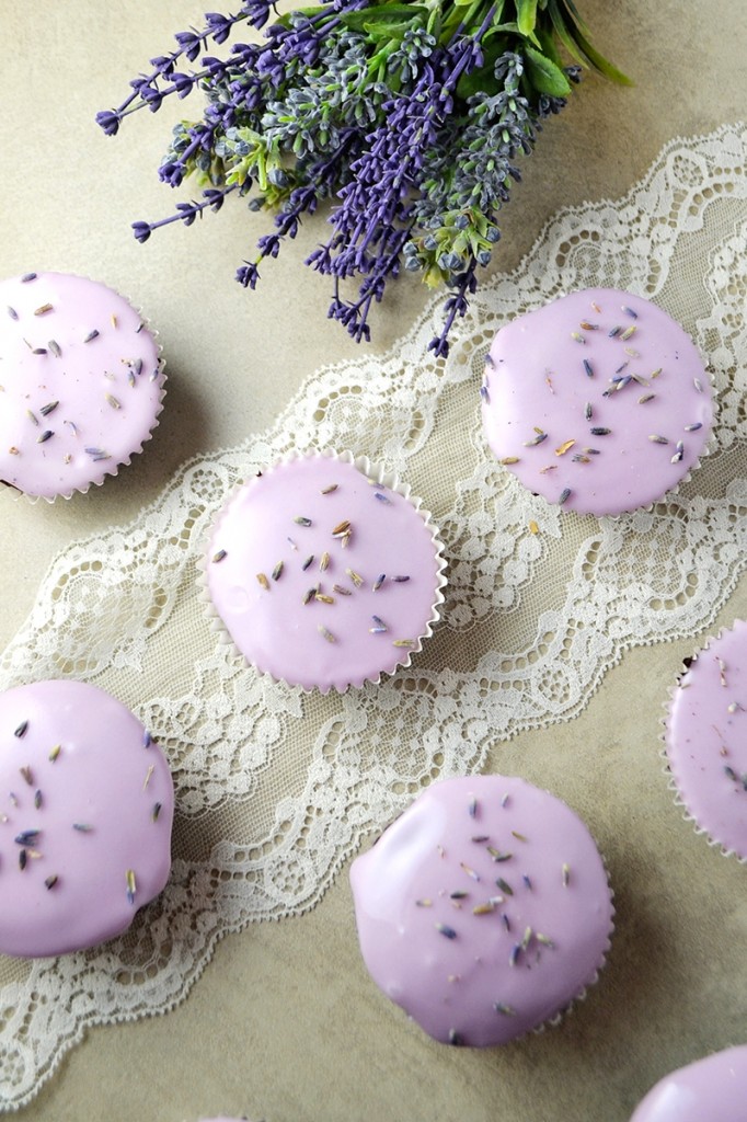 Flourless Chocolate & Lavender Cupcakes 