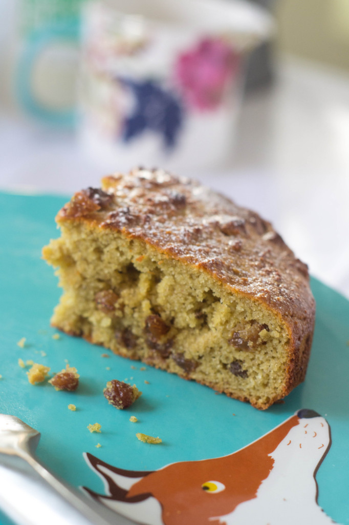 Cake that's healthy enough for breakfast! Cinnamon Chai Fruit Cake {Gluten-free, Dairy-free}