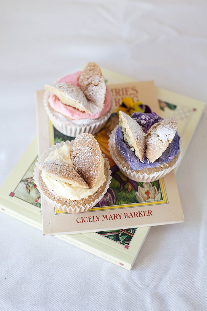 Flower Fairy Cupcakes! #Vegan butterfly cakes inspired by C M Barker's books  |  wallflowergirl.co.uk