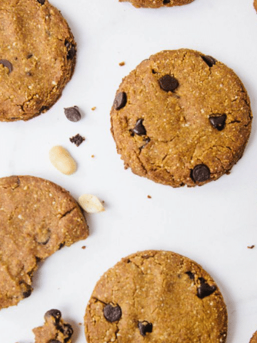 Low Carb Peanut Chocolate Chip Cookies