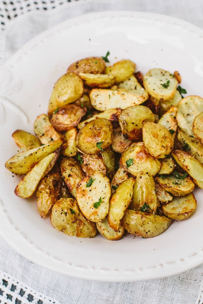 Oil-Free Crispy Potatoes - The perfect #Vegan BBQ side dish