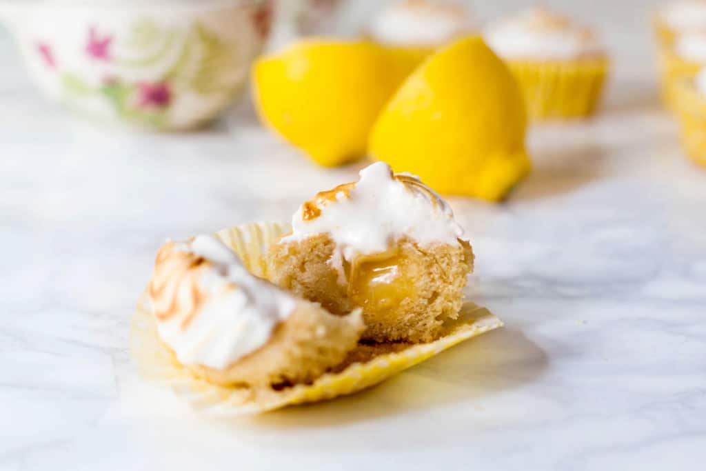 Vegan Lemon Meringue Cupcakes