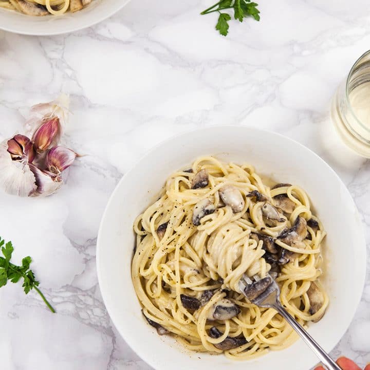 Creamy Vegan Garlic Mushroom Spaghetti