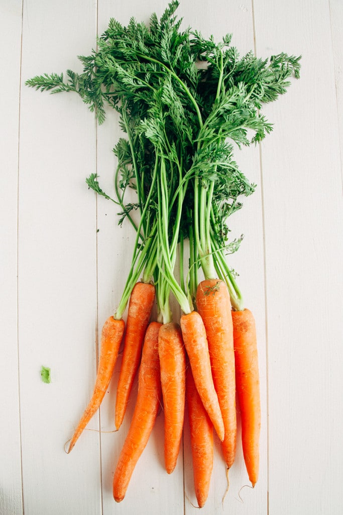 Carrot Coriander Soup (Vegan, Gluten-free, Paleo, Fat-free) 