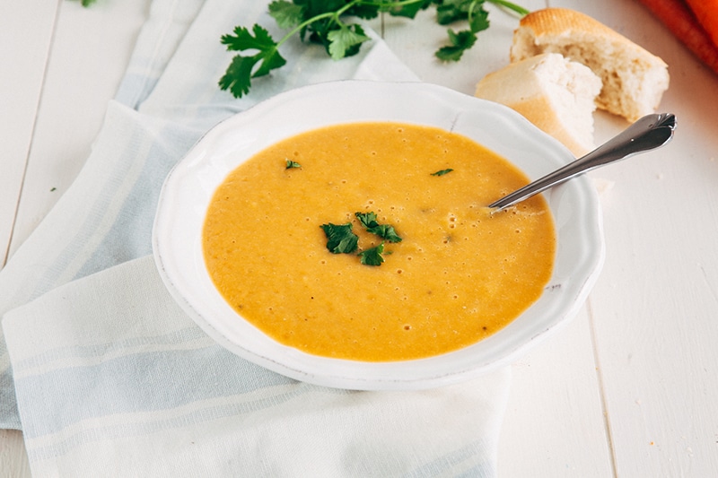 Carrot Coriander Soup (Vegan, Gluten-free, Paleo, Fat-free) 