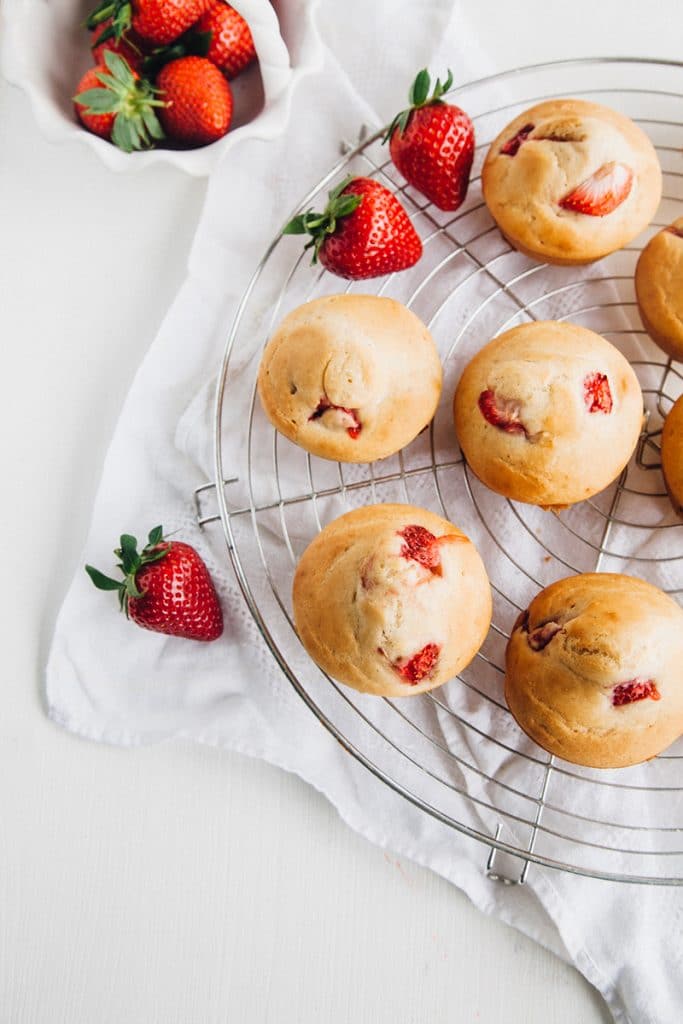 Low-Fat Vegan Strawberry Muffins (Gluten-free Option)