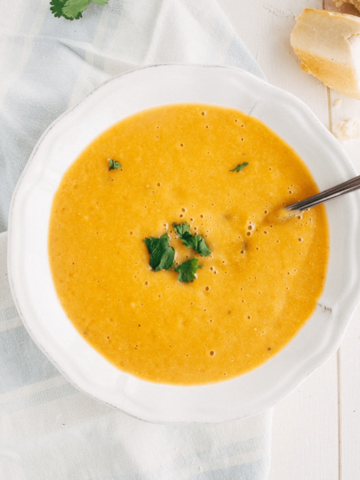 Vegan Carrot & Coriander Soup