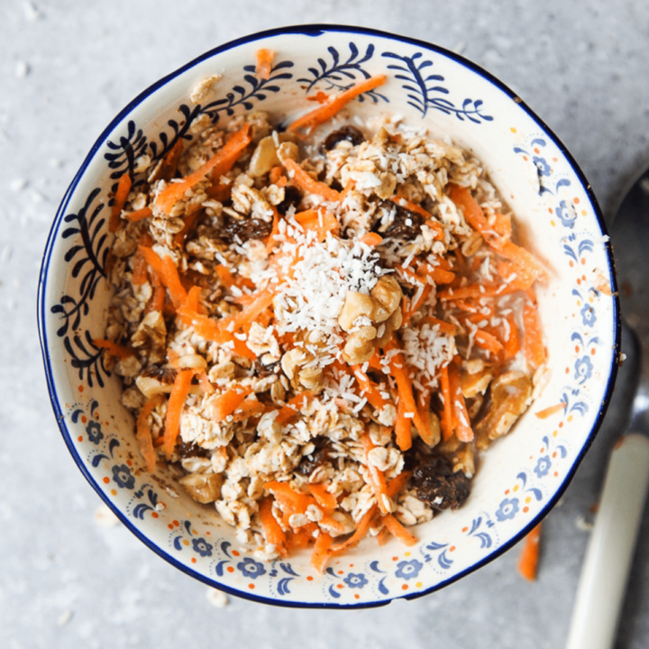 This delicious Carrot Cake Muesli is like carrot cake in the form of healthy breakfast!