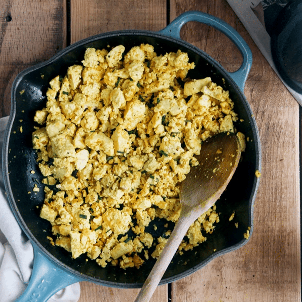 Vegan Hard Scrambled Eggs (Made With Tofu) - Wallflower Kitchen