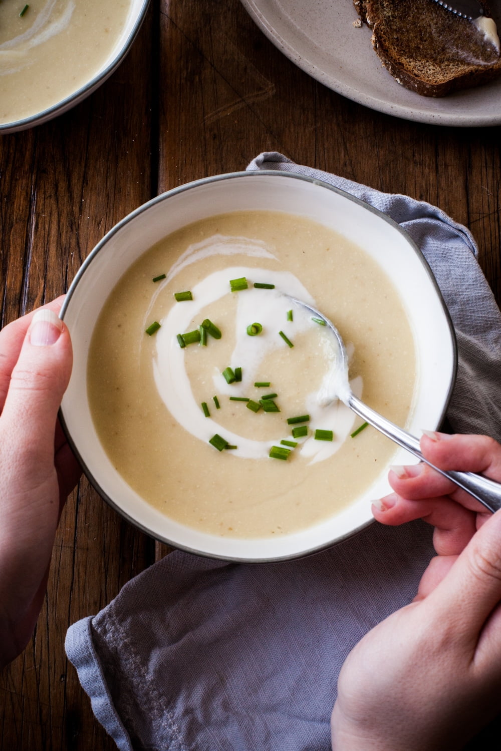 Vegan Potato & Leek Soup (ULTRA Creamy!)