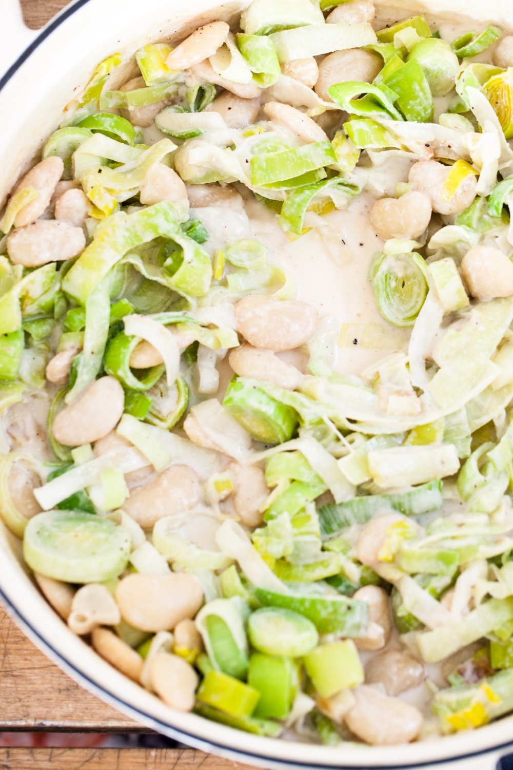 Creamy Leeks with Butter Beans (Vegan)