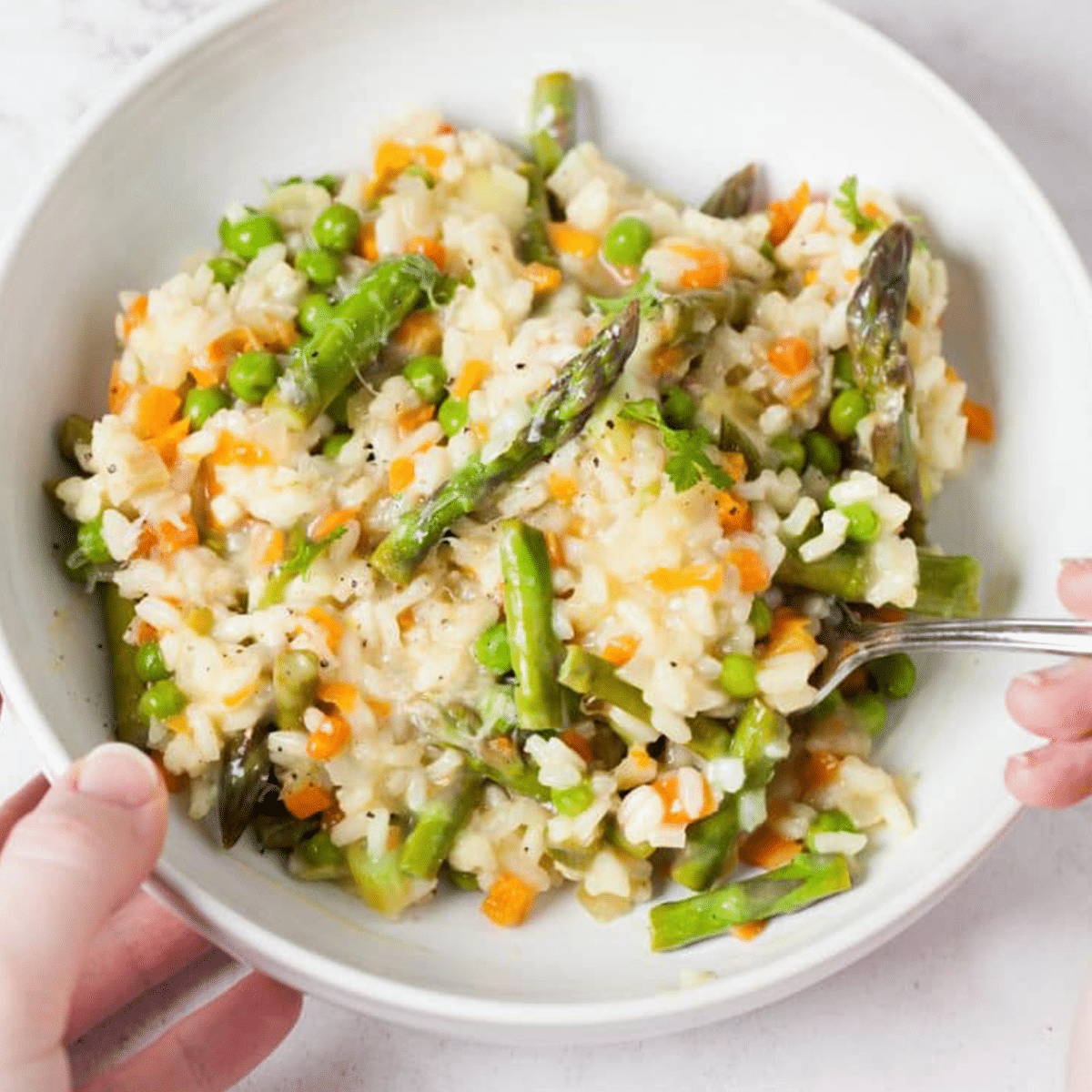 Vegan Primavera Risotto with Asparagus, Spring Onions and Peas