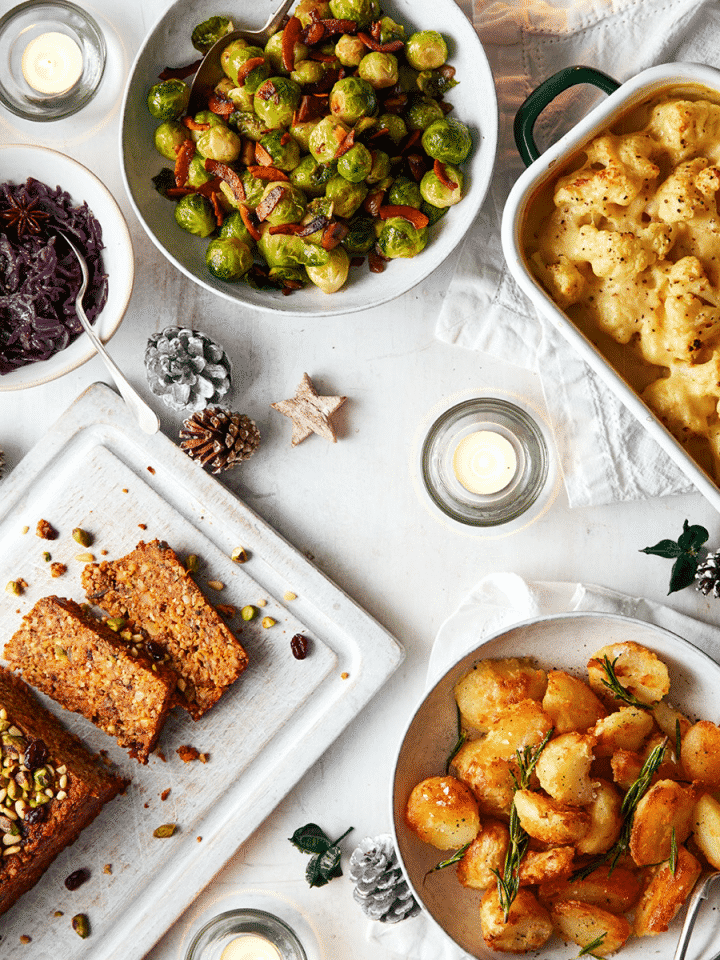 28 Recipes for the BEST Vegan Christmas Dinner!