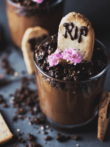 Graveyard Raw Chocolate Mousse Pots